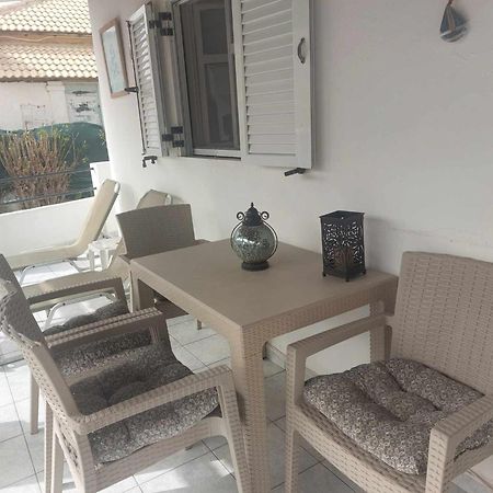Foivos Seaside Apartments Айос-Георгіос Екстер'єр фото