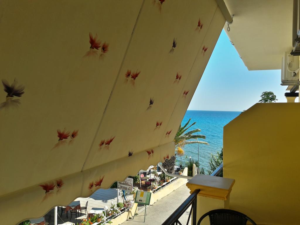 Foivos Seaside Apartments Айос-Георгіос Екстер'єр фото