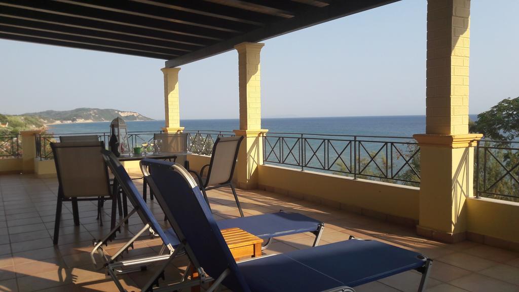 Foivos Seaside Apartments Айос-Георгіос Екстер'єр фото